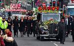 Der var enorm opmærksomhed omkring Jade Goodys begravelse i London i dag. 