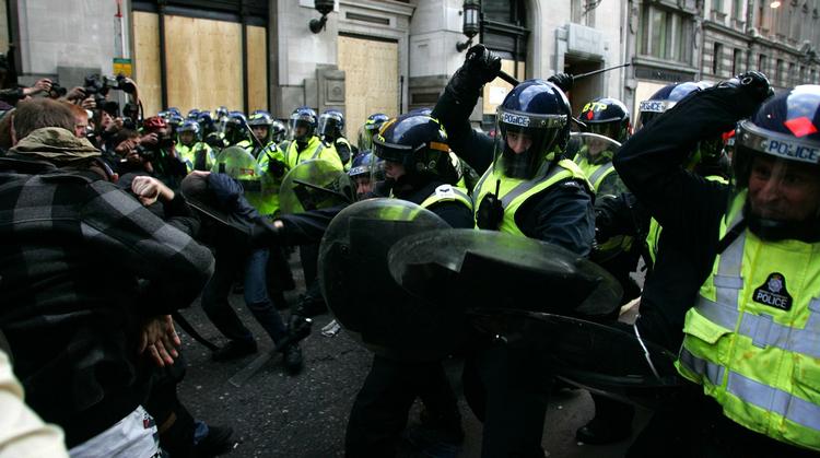 Der var voldsomme demonstrationer under G20 mødet i London. Arkivfoto. 