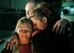 Familie og venner er tydeligt mærkede af tragedien i den amerikanske trailerpark. Her er det to tanter til den efterladte mor. 