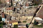L'Aquila ligger smadret hen efter jordskælvet, der er det værste i Italien i 28 år. 