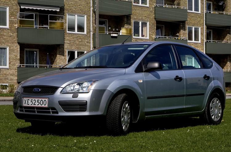 Stort udvalg, ikke så meget teknisk bøvl og fornuftige priser er med til at sikre Ford Focus titlen som Årets Brugtbil 2009. 