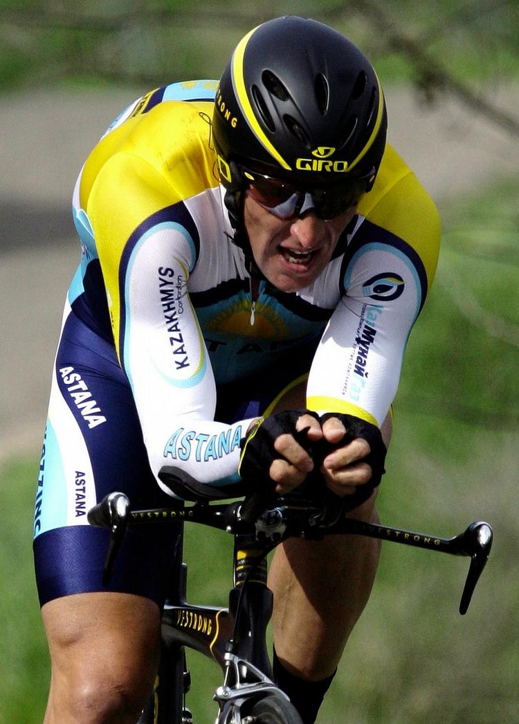 Lance Armstrong fra Team Astana i tidskørsel under Tour of California, 7. april. Arkivfoto. 