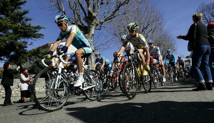 Alberto Contador ligger til at vinde Baskerlandet Rundt inden den afgørende enkeltstart. Arkivfoto. 