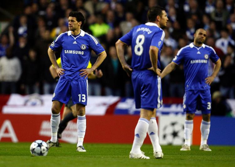 Chelsea gjorde ikke noget galt ved at henvende sig til den danske dommer Claus Bo Larsen før Champions League-kampen mod Liverpool. Arkivfoto. 