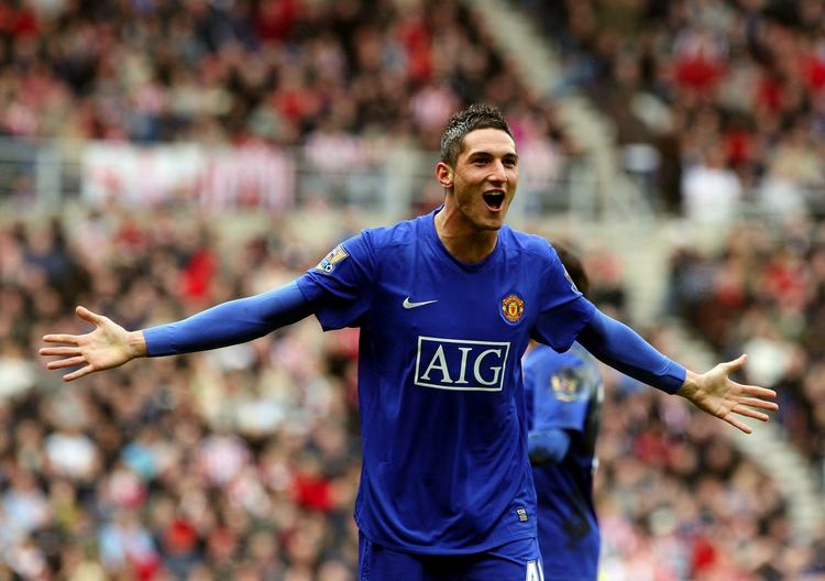 Federico Macheda gjorde det igen for Manchester United. Denne gang knap så spektakulært, da han rettede Michael Carricks skud af. 