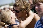 Tiltrækningen af det modsatte køn øges gevaldigt med hormonet oxytocin  viser ny forskning. 