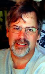 Richard Phillips er blevet befriet ved en aktion, hvor tre af hans kidnappere meldes dræbt og den sidste pirat taget til fange. 