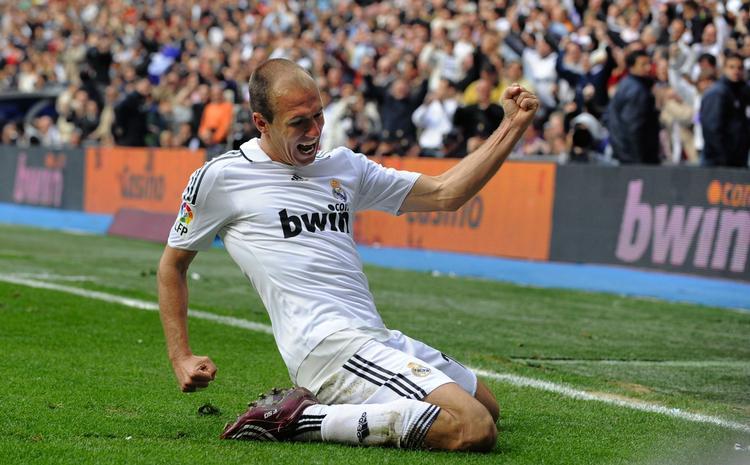 Arjen Robben scorede til 2-0 i Real Madrids sejr over Valladolid. 