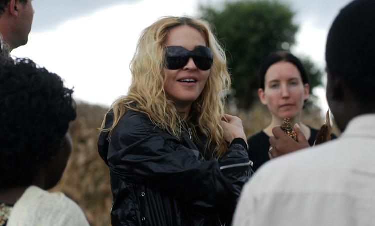 Madonna forsøgte for nylig at adoptere en lille pige under sit besøg i Malawi, men måtte vende tomhændet hjem. Arkivfoto. 