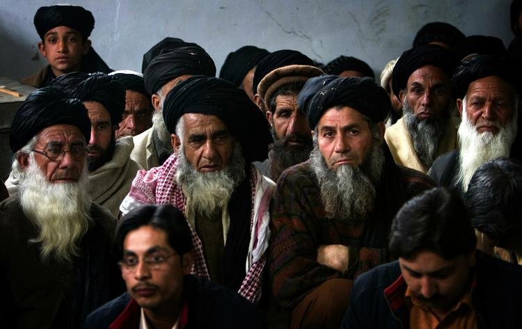 Tilhængere af præsten Sufi Muhammad, der har været den fremmeste forkæmper for indførelsen af islamisk lov i Swat. 