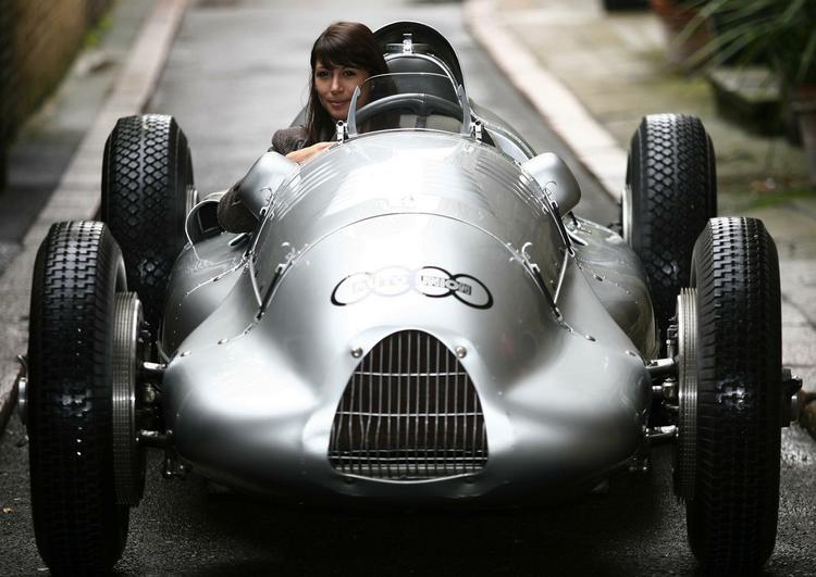 Denen Auto Union-racerbil er muligvis 45 millioner kroner værd. Det bliver afgjort på en auktion til august. 