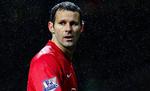 Hvis det står til manager Alex Ferguson, ville det være fortjent, om Ryan Giggs tog titlen som årets fodboldspiller i England foran sine Manchester United-kolleger - og så Liverpools Steven Gerrard. 