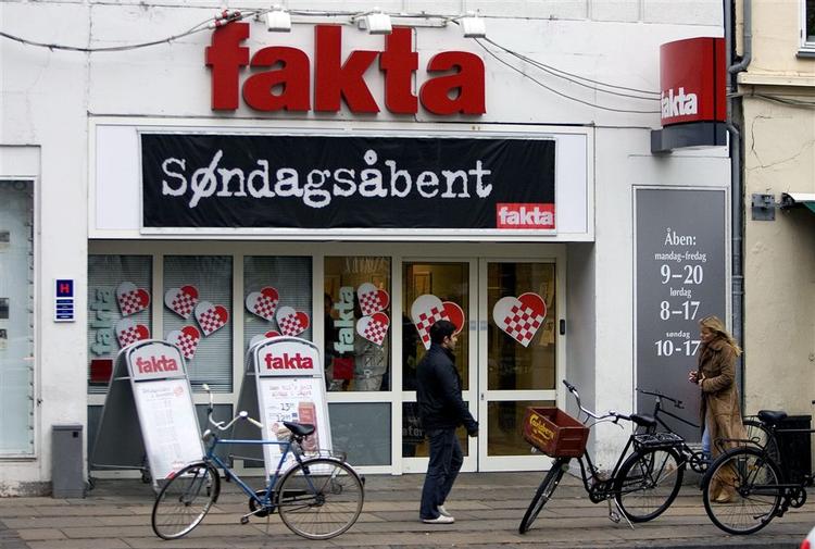 De unge i Århus har betragtet deres lokale Fakta som et tag-selv-bord. Arkivfoto. 