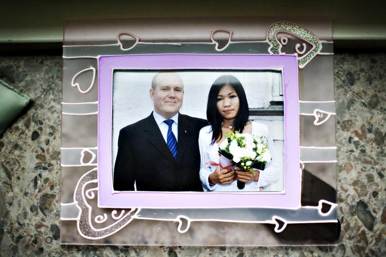 Philip Balmer og thailandske Wanna Kaewravang fik afslag på familiesammenføring, fordi hun er under 24 år -  i dag kunne de formentlig være reddet af EU-hullet. (Arkivfoto) 