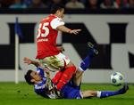 Cottbus blev nedlagt af Schalke 04. Det får nu klubben til at give de medrejsende fans billetpengene retur. 