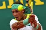 Rafael Nadal blev presset af Djokovic, men i tredje sæt strammede spanieren grebet og erobrede sin 34. titel på ATP-turen. 