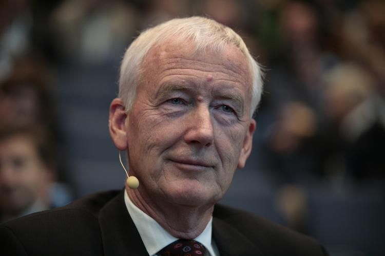 Nationalbankens direktør, Nils Bernstein, venter, at der går to år, før der kommer fart på økonomien. Arkivfoto 