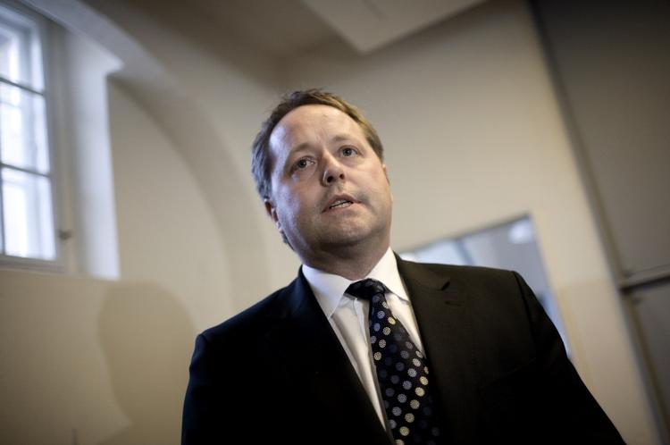 Det bliver et underligt samfund, hvis en 17-årig ikke kan købe en øl, mener ministeren for sundhed og forebyggelse, Jakob Axel Nielsen. Arkivfoto 