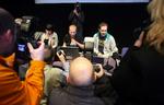 Interessen for Pirate Bay-sagen har været stor. Her to af de tiltalte under et pressemøde ved sagens begyndelse. Arkivfoto. 