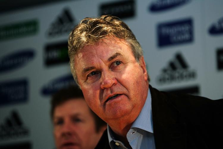 Guus Hiddink afviser igen, at han bliver i Chelsea. Så er det vist slået fast. Arkivfoto. 