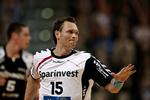 Lars Christiansen risikerer kan blive bedt om at gå ned i løn, hvis han fortsat vil spille for Flensburg-Handewitt. 