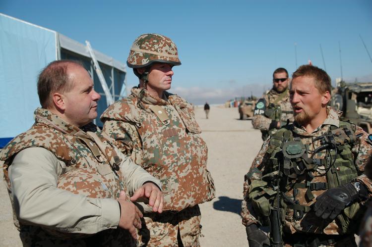 Det er svært at lægge budget for krigen i Afghanistan, siger Søren Gade. 