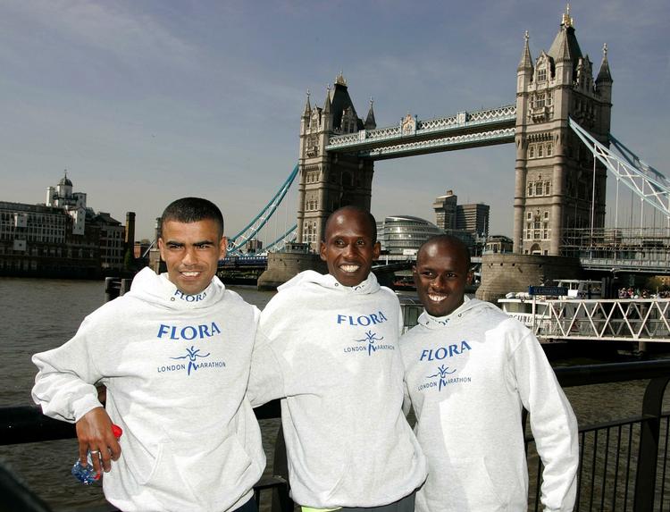 Sammy Wanjiru (i midten) er ankommet til London fuld af optimisme og ambitioner om at sætte ny verdensrekord på maraton-distancen. 