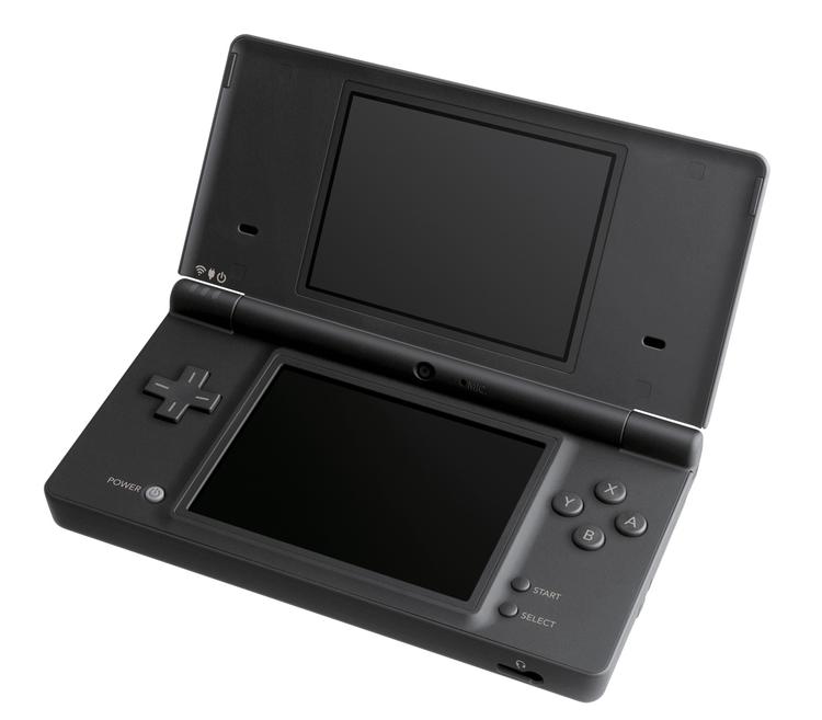Den nye Nintendo DSi har fået et mere eksklusivt look og kan fra fødslen tage billeder, optage lyd, surfe på internettet og downloade nye spil. Men udvalget er endnu sølle, så nogen arvtager af Nintendo DS er den ikke. 
