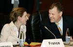 Nathalie Kosciusko-Morizet, viceudenrigsminister for den digitale økonomi (tv), har meddelt via Facebook, at hun er gravid. (Arkivfoto fra maj 2008). 