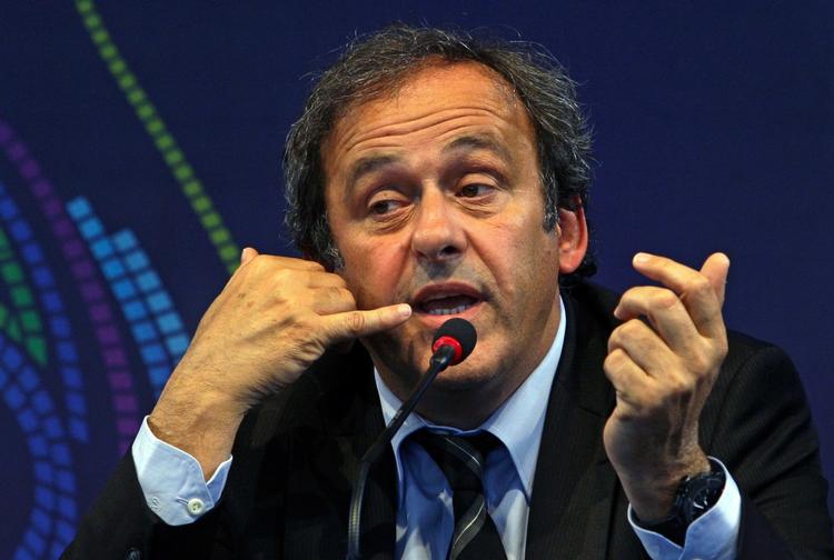 Michel Platini og Uefa går til kamp mod aftalt spil. 