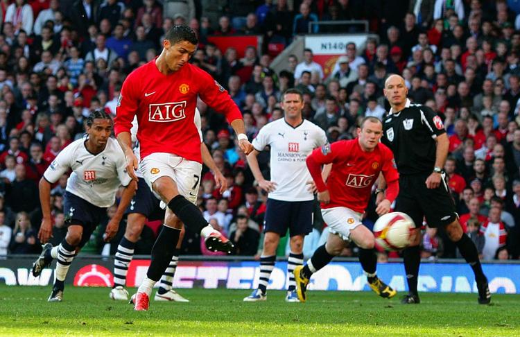 Ronaldo reducerede til 1-2 og så begyndte den røde maskine at køre Tottenham over. 