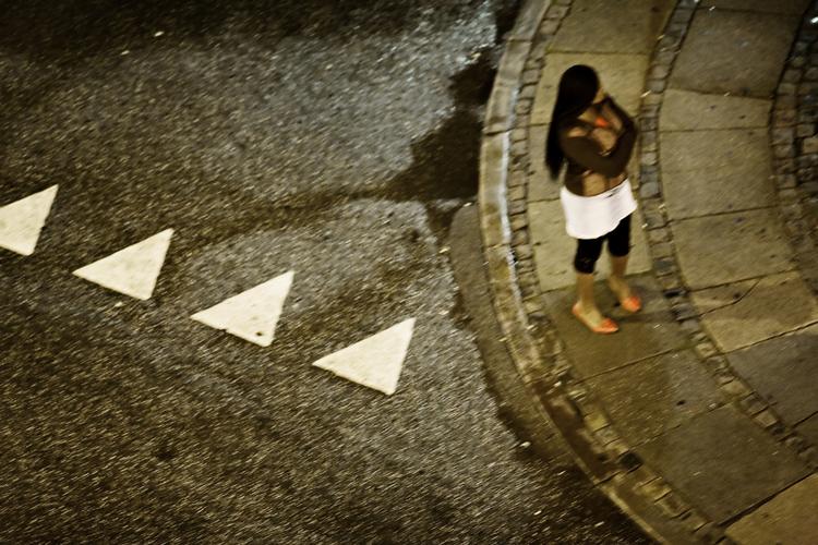 Mange prostituerede fra Afrika trækker på Vesterbro. Center Mod Menneskehandel vurderer, at cirka 250 kvinder herhjemme er ofre for kvindehandel. (Arkivfoto) 