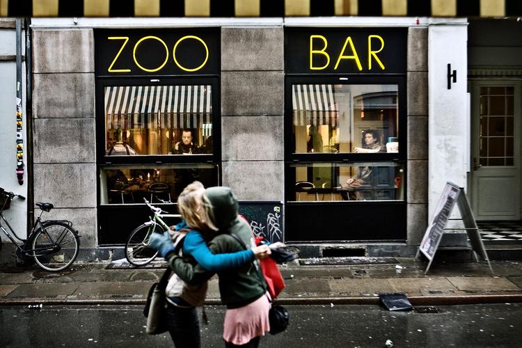 Zoo Bar over for Café Sommersko har altid været garant for et hyggeligt møde og en god fest. 