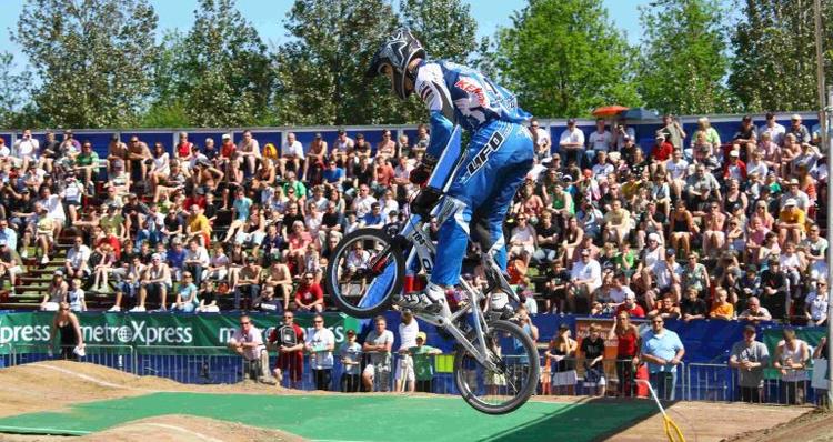 Verdensmestre og OL-medaljevindere er blandt deltagerne, når den internationale World Cup-sæson i BMX Supercross bliver indledt den 8.-9. maj på Københavns BMX-bane. 