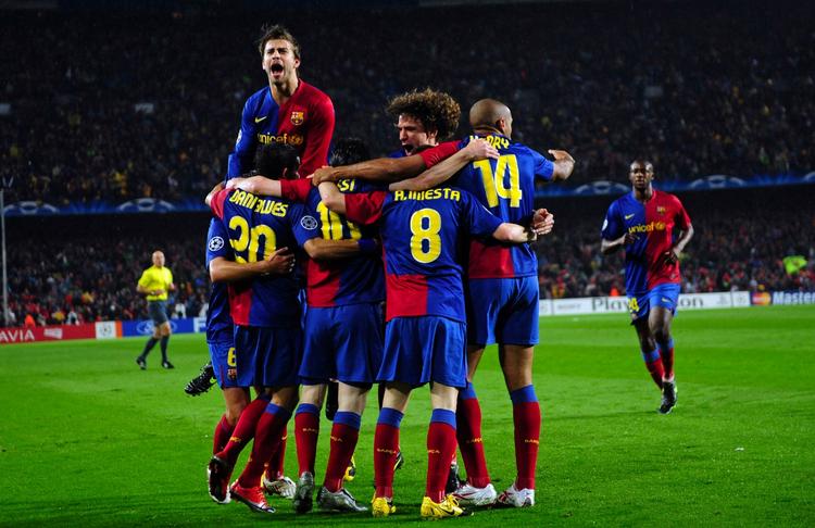 FC Barcelona-holdet jubler efter Lionel Messis scoring mod Bayern München. Arkivfoto. 