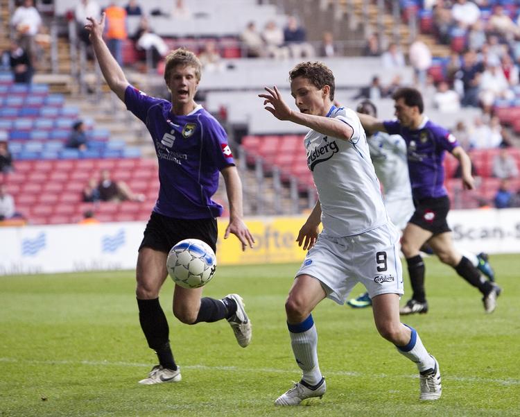 Morten Nordstrand (til højre) blev matchvinder i 2. halvleg. 