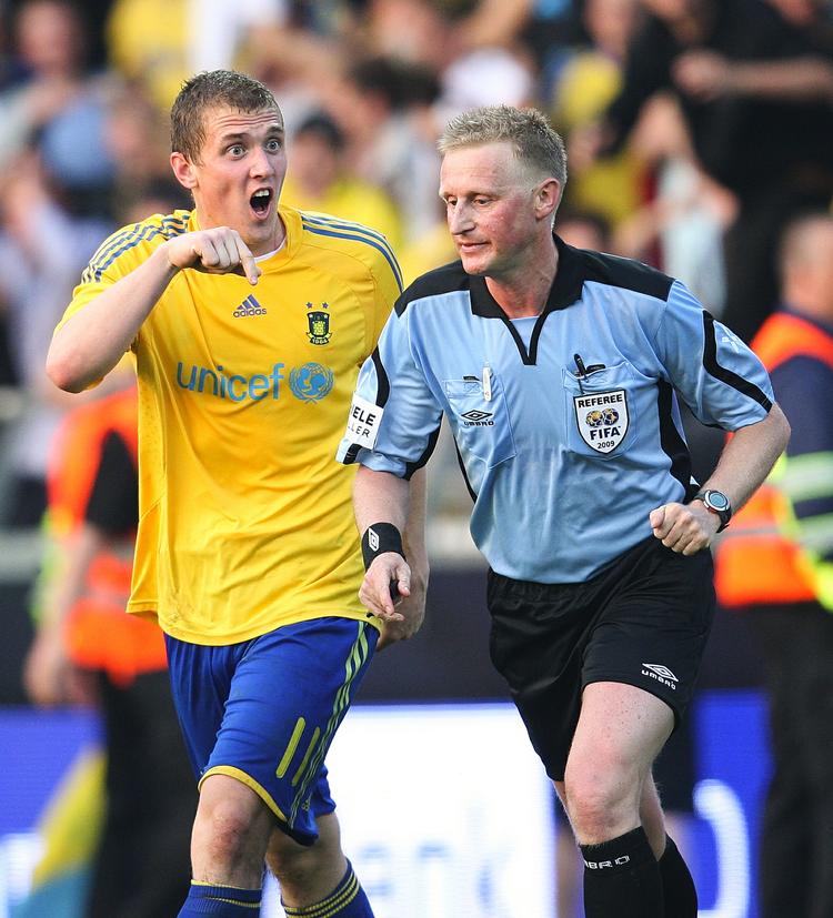 Morten Rasmussen og Brøndby er utilfredse med dommer Michael Svendsen. 