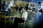 Værdien af dagpengene er nede på 58 procent af en faglærts løn mod tidligere 70 procent. Her arkivfoto fra Arbejdsformidlingen på Vesterbrogade i København. 