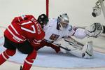 Steve Stamkos scorede to gange for Canada i de første 20 minutter. 