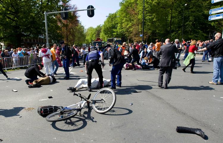 Indbyggerne i den hollandske by Apeldoorn frygtede, at dødsbilistens påkørsel af en folkemængde var en del af et terrorangreb, fortæller danske Daniel Kristensen.  Arkivfoto 