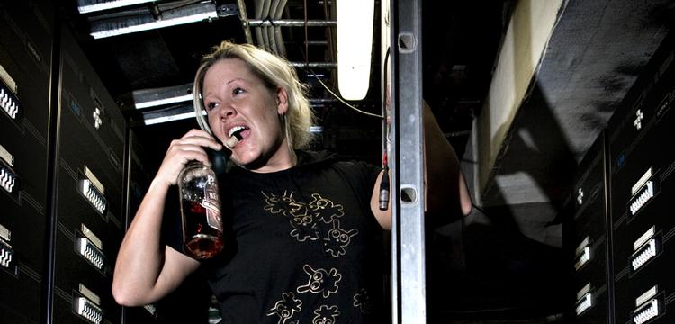 Linda P. tager på turné til efteråret med sit første stand-up show. 