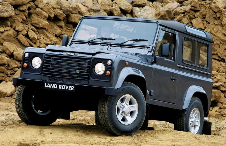 Den klassiske Land Rover har bevaret udseendet  stort set intakt fra 1948. Teknikken er dog blevet kraftigt opdateret undervejs. 