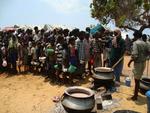 De Tamilske Tigre advarer om fare for hungersnød, hvis ikke FN får lov at sende nødhjælp ind i konfliktområdet. 