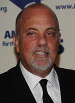 Billy Joel fik sit første store gennembrud med sangen 'The Pianoman', og siden har også sange som 'Honesty', 'The Stranger', 'Uptown Girl' og 'An innocent Man' været vildt populære. 