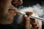 Med en elektrisk damp-cigaret er det igen lovligt at ryge overalt. 