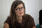 Overlæge Else Smith, Sundhedsstyrelsen, mener at uklare rollefordelinger kan ligge bag problemerne ved en influenzaalarm i Københavns Lufthavn i morges. 