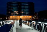 En cykelbro blev til Bryggebroen, da københavnerne blev taget med på råd i navngivningen. Nu skal hovedstadens indbyggere til at finde på flere navne til de nye metrostatione. 