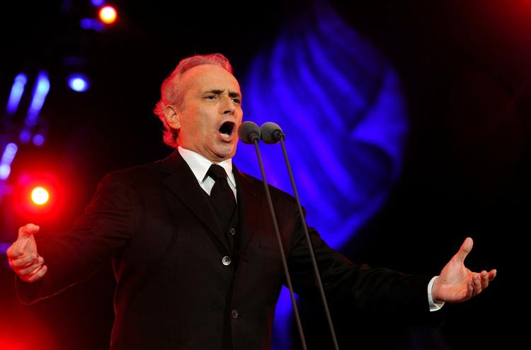 José Carreras under koncert i London. Arkivfoto. 