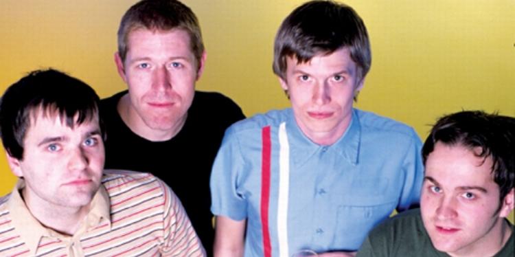 Skønt. Death Cab for Cutie formår som få andre at kombinere det ømskindede og det poetiske med de mere håndfaste krav til rockens rytmer og melodiernes slagstyrke. PR-foto. 