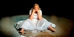 opgør. Hvis man taler om  menstruation eller hævder kvinde- kønnet, så er man sjov på den typiske kvindemåde. Og det gider Mille Berg ikke være. Foto: Sara Galbiati 